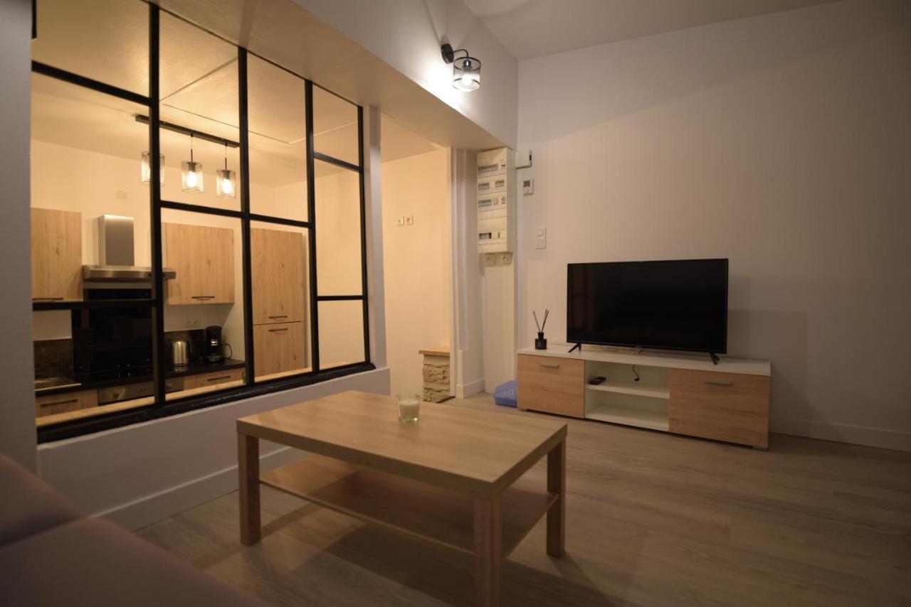 Cosy Appartement Hyper Centre Ville Avec Cour + Patio Осер Экстерьер фото