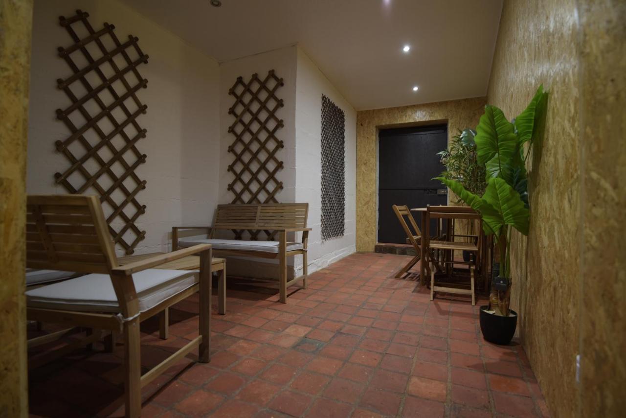 Cosy Appartement Hyper Centre Ville Avec Cour + Patio Осер Экстерьер фото