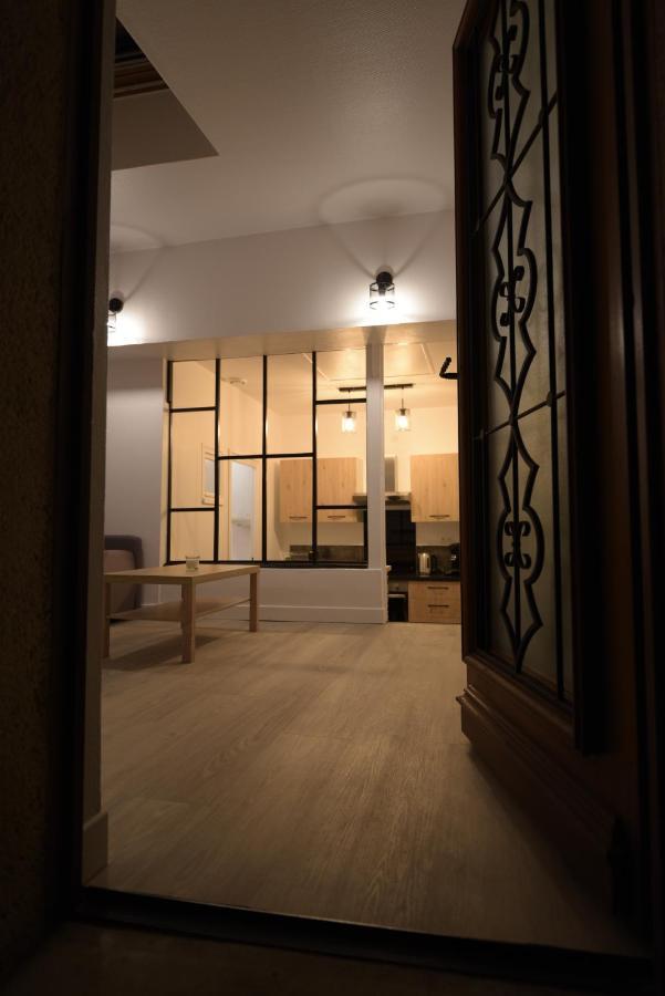 Cosy Appartement Hyper Centre Ville Avec Cour + Patio Осер Экстерьер фото