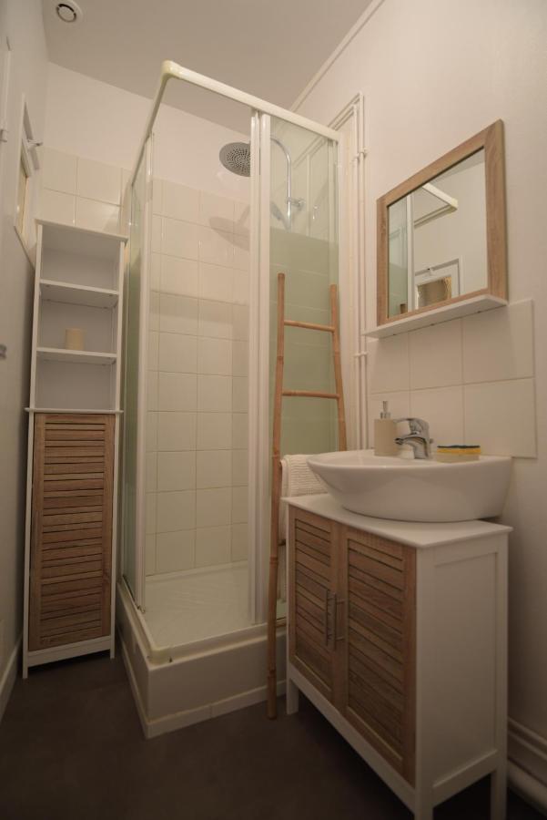 Cosy Appartement Hyper Centre Ville Avec Cour + Patio Осер Экстерьер фото